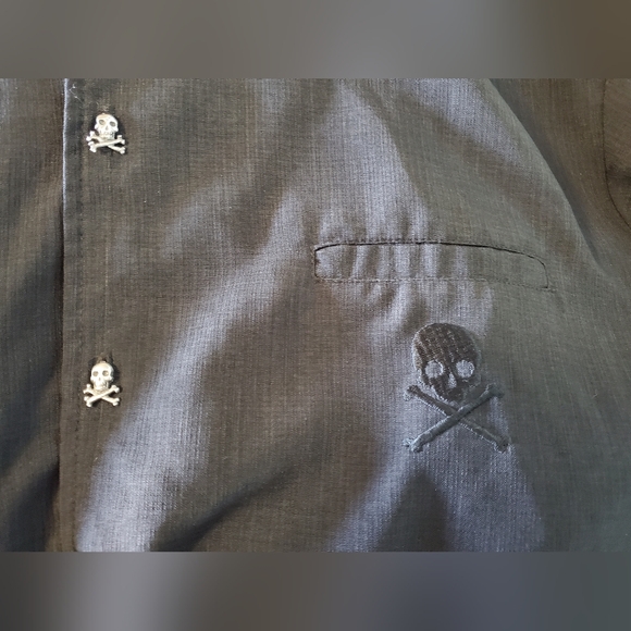 ๐Men's Skull Buttons Embroidered Shirtโ - Picture 4 of 8